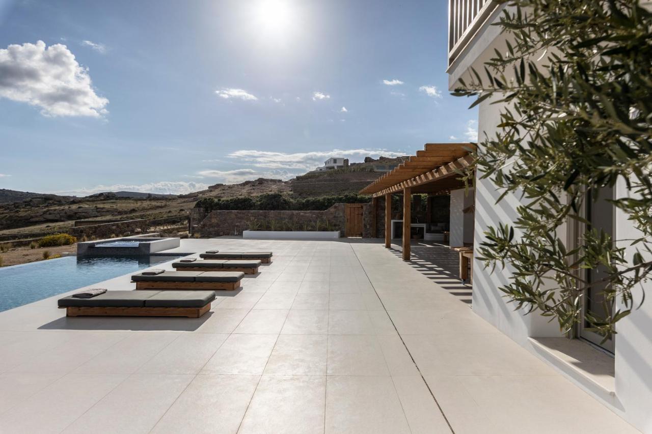 Villa Stephanie With Heated Pool, By Red Windmill Villas Mykonos Town Exterior photo